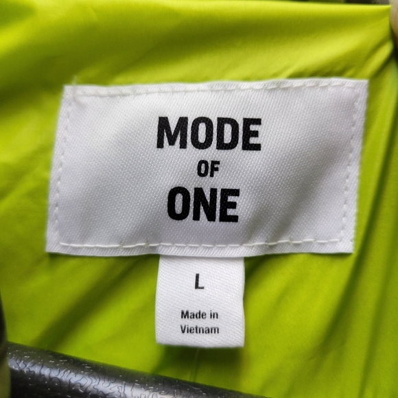 Mode of One Men's Green Patterned Puffer Vest Large NEW - Picture 8 of 11